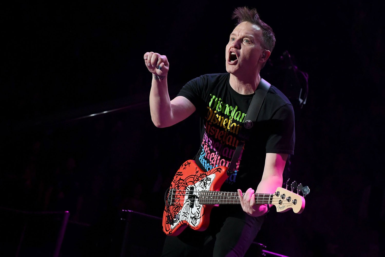 Mark Hoppus, do blink-182, durante o 2020 iHeartRadio ALTer EGO