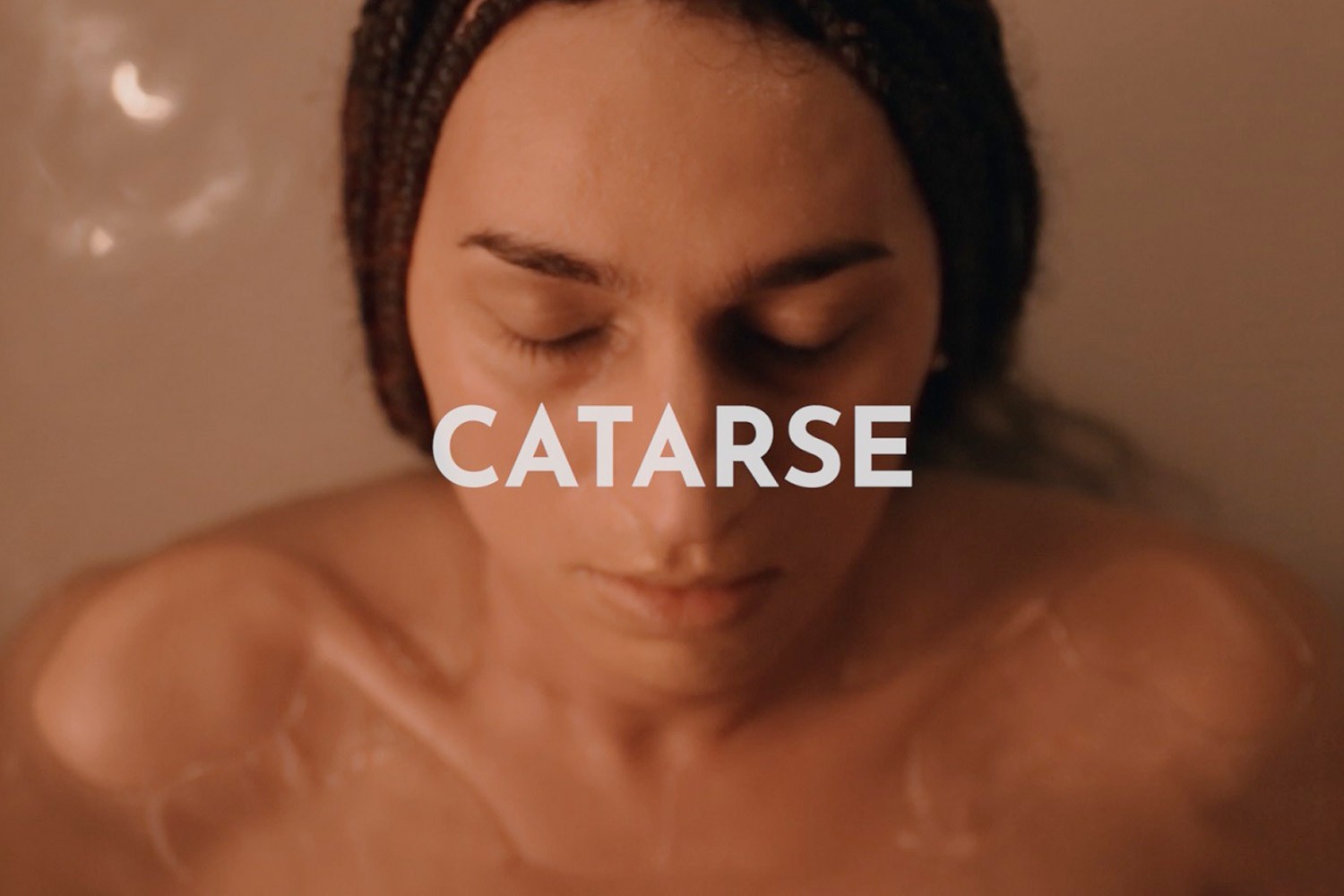 Jona Poeta lança clipe para a faixa "Catarse"