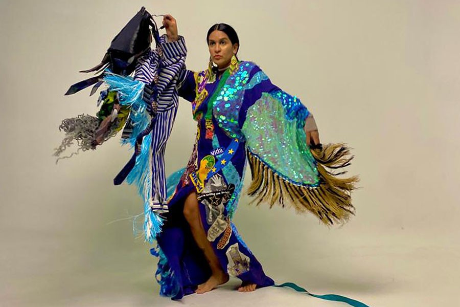 A artista indígena Brisa Flow