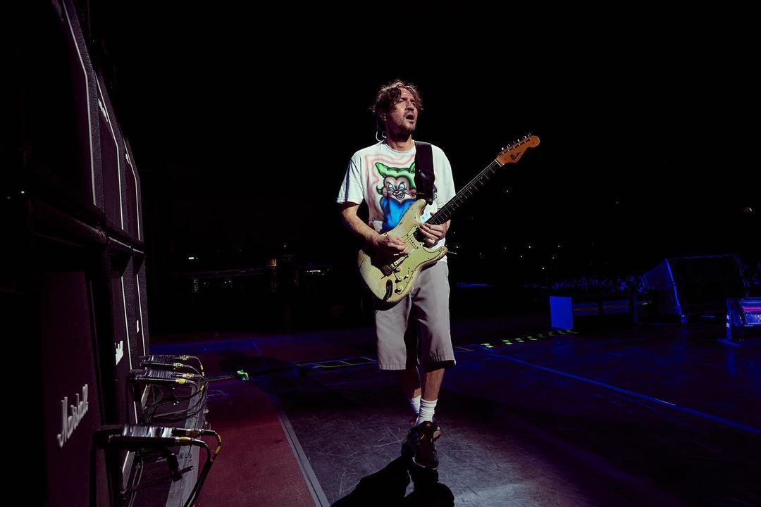 John Frusciante durante show do Red Hot Chili Peppers em São Paulo.
